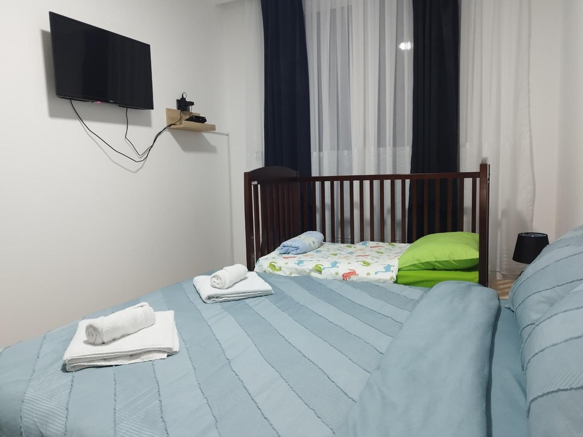 Skopje Sky City 19Th Floor Twin & 12Th Floor & 25Th & 33 Floor Apartments & With Pool & Spa & Gym & Parking Included In Price Exterior foto
