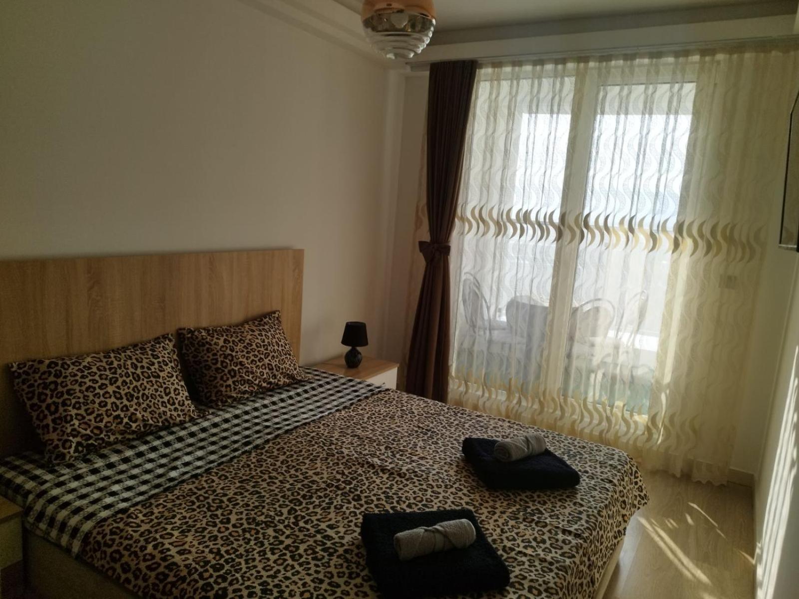 Skopje Sky City 19Th Floor Twin & 12Th Floor & 25Th & 33 Floor Apartments & With Pool & Spa & Gym & Parking Included In Price Exterior foto