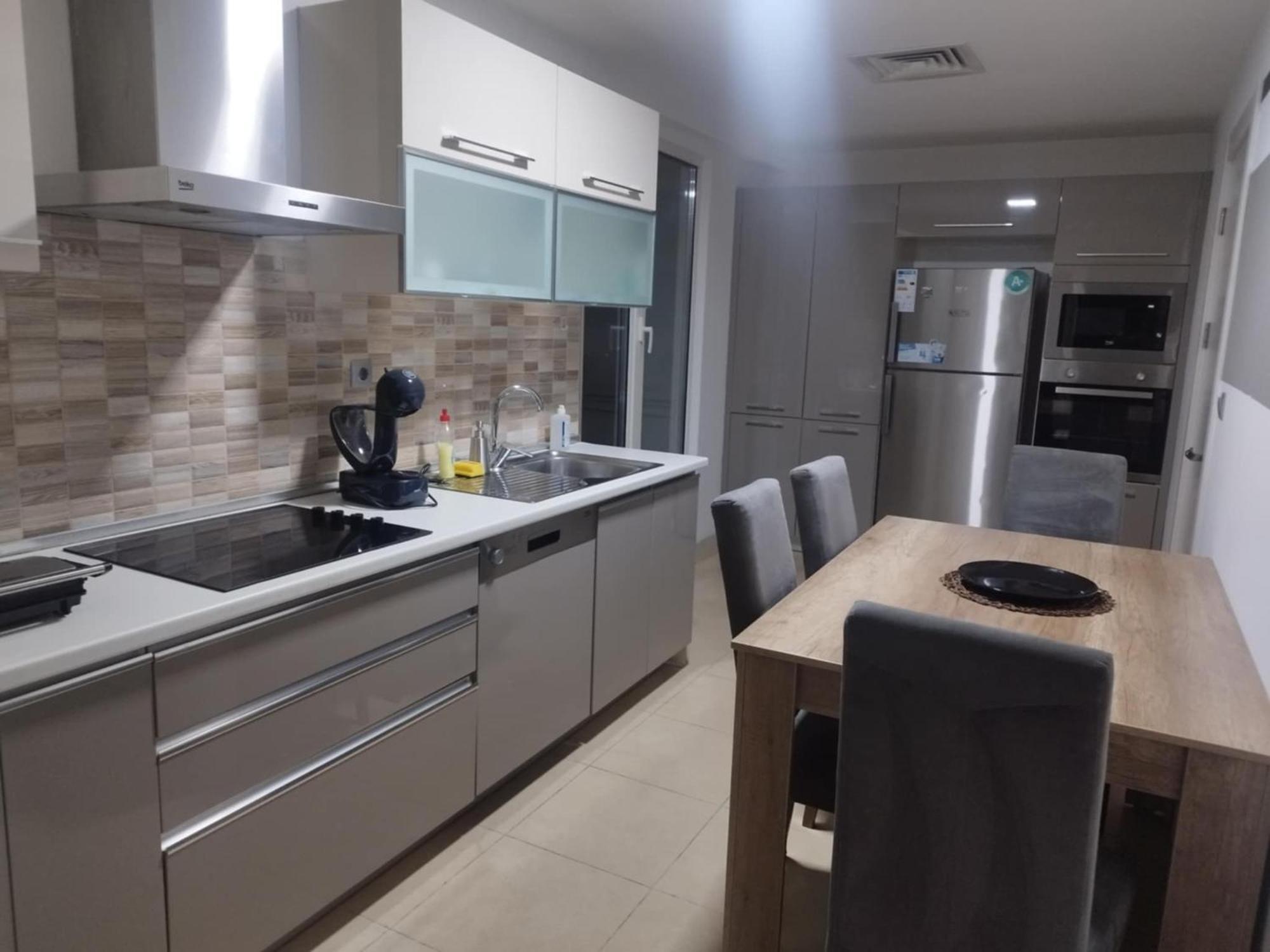 Skopje Sky City 19Th Floor Twin & 12Th Floor & 25Th & 33 Floor Apartments & With Pool & Spa & Gym & Parking Included In Price Exterior foto